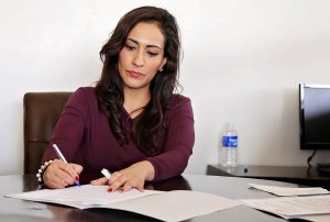 IT Manager: Role, Responsibilities and Optimal Skill Set with Average Salary Breakdown - blog post cover image