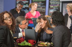 Addressing Leadership Challenges in Cross-Departmental Collaboration-featured image